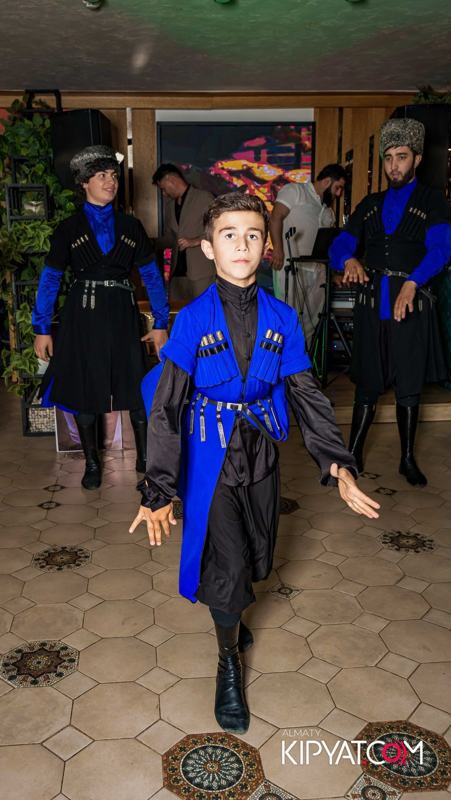 MODI RESTORANCHIK. КИПЯТКОМ АЛМАТЫ!