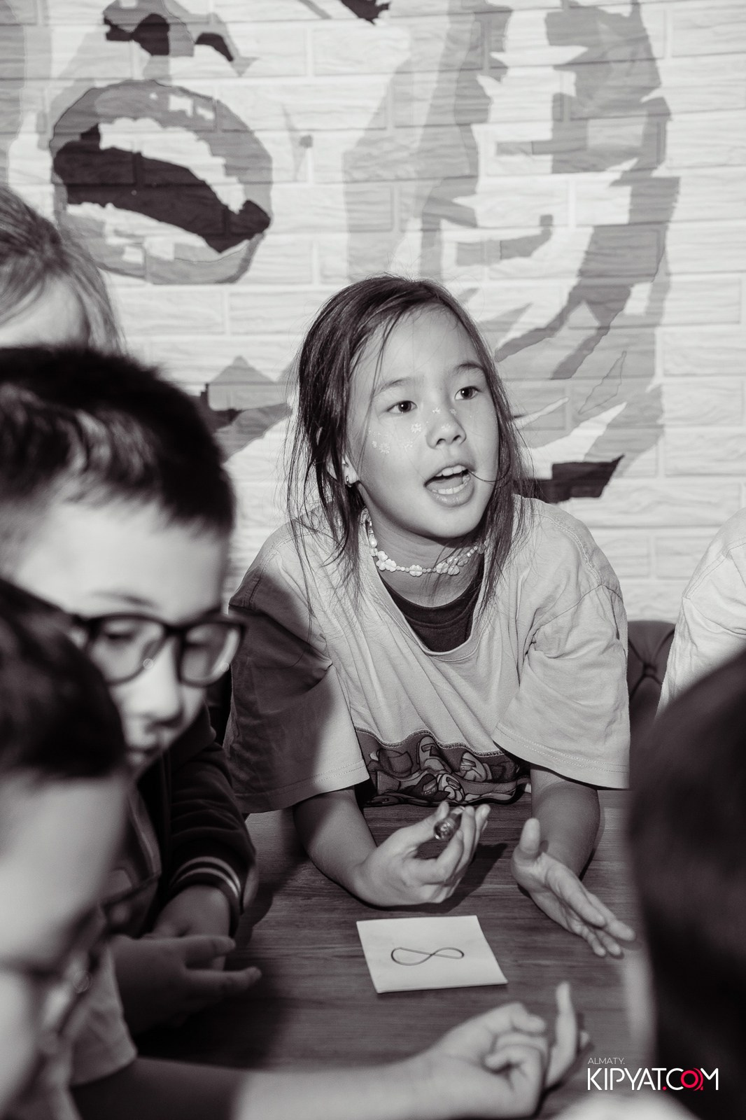 КВЕСТ-ШОУ AMONG US -ИГРА В КАЛЬМАРА. КИПЯТКОМ АЛМАТЫ!