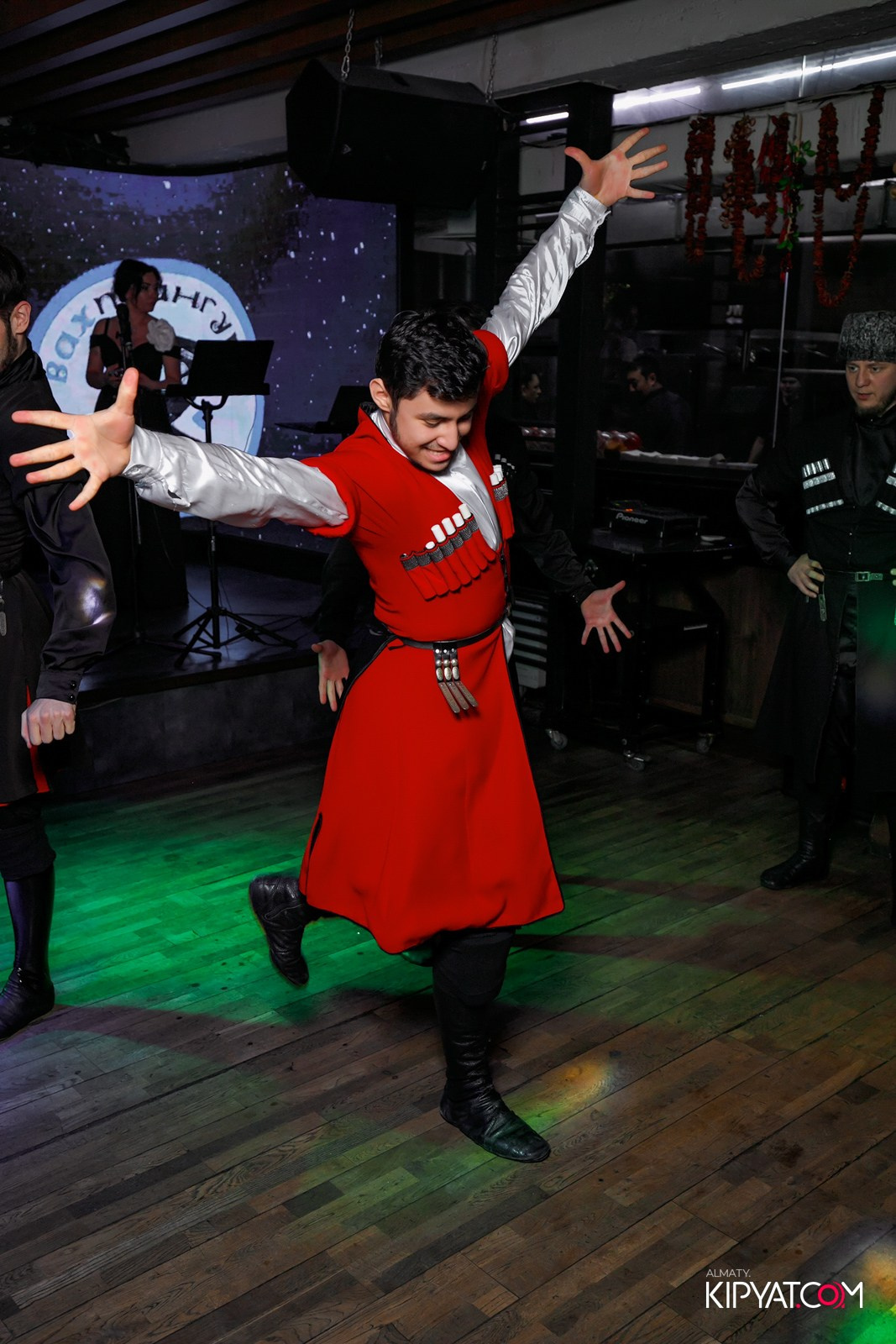 ВАХТАНГУРИ. КИПЯТКОМ АЛМАТЫ!