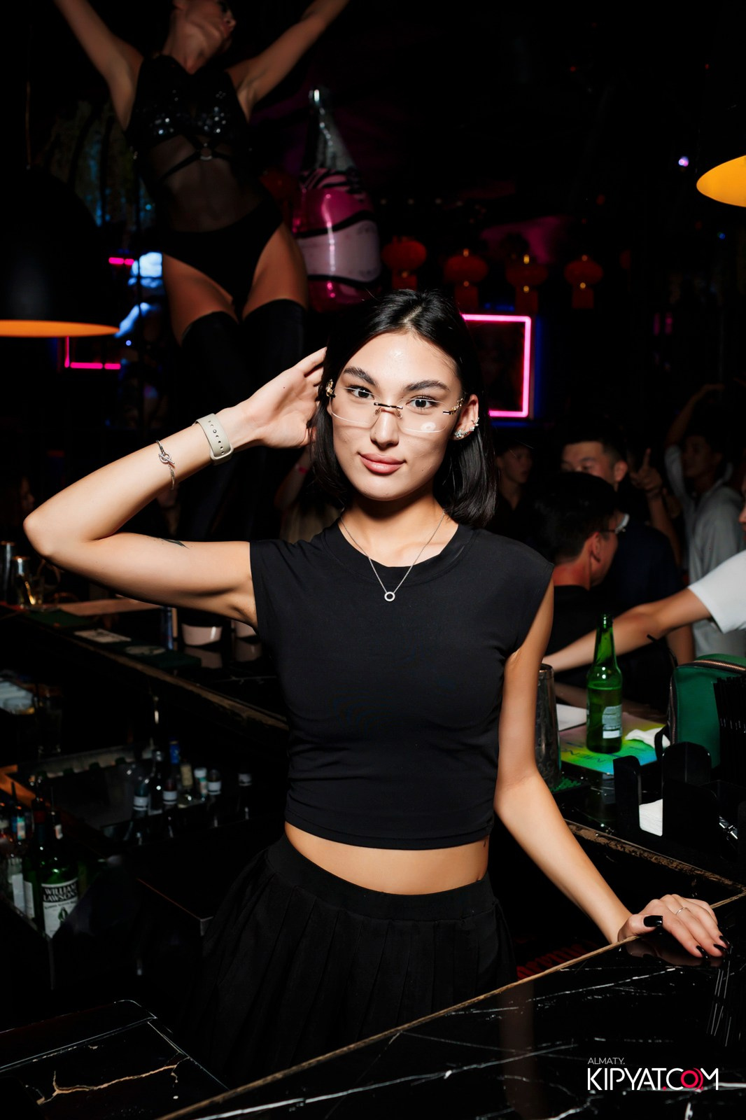 UYAT EMES BAR. КИПЯТКОМ АЛМАТЫ!