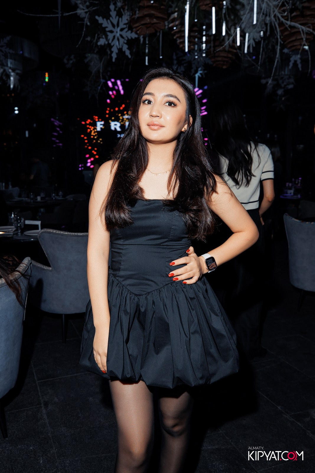 FRIENDS BAR & TERRAACE. КИПЯТКОМ АЛМАТЫ!