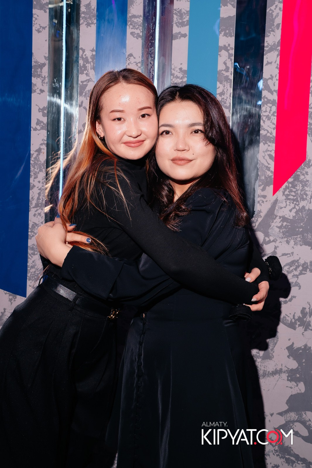 УХО И МЕДВЕДЬ НА ГАГАРИНА. КИПЯТКОМ АЛМАТЫ!