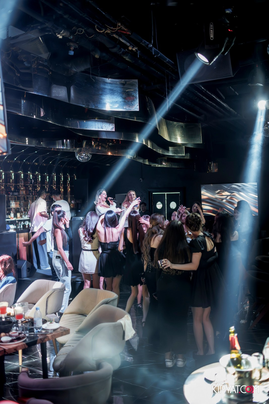 MOOD KARAOKE & TERRACE. КИПЯТКОМ АЛМАТЫ!