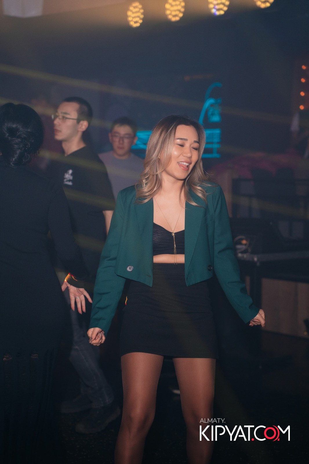 SANTA BARBARA — «OldСкулы Свело» Выступление группы 101. КИПЯТКОМ АЛМАТЫ!