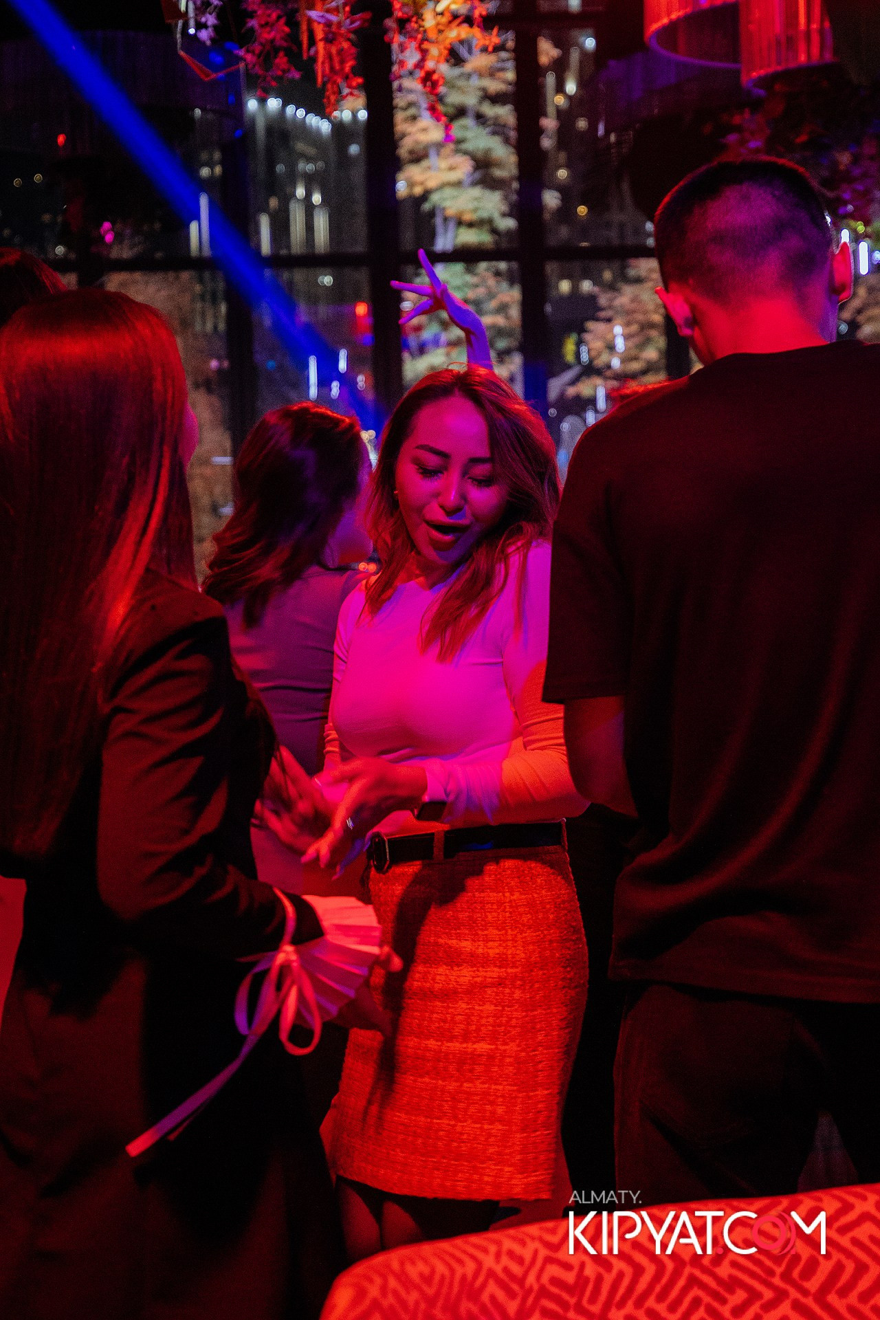 FRIENDS BAR & TERRACE. КИПЯТКОМ АЛМАТЫ! Фотосъемка мероприятий в Алматы