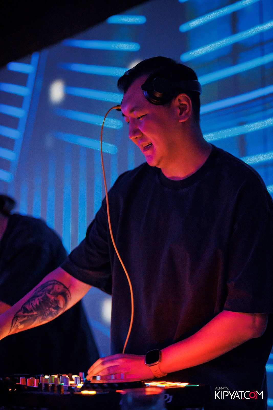 EVENT BAR. КИПЯТКОМ АЛМАТЫ!