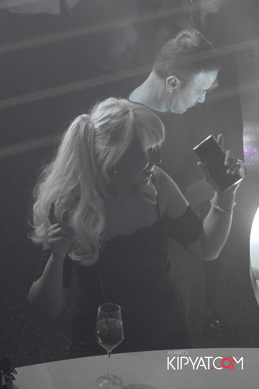 SANTA BARBARA — ВЫСТУПЛЕНИЕ LIZWI. КИПЯТКОМ АЛМАТЫ!