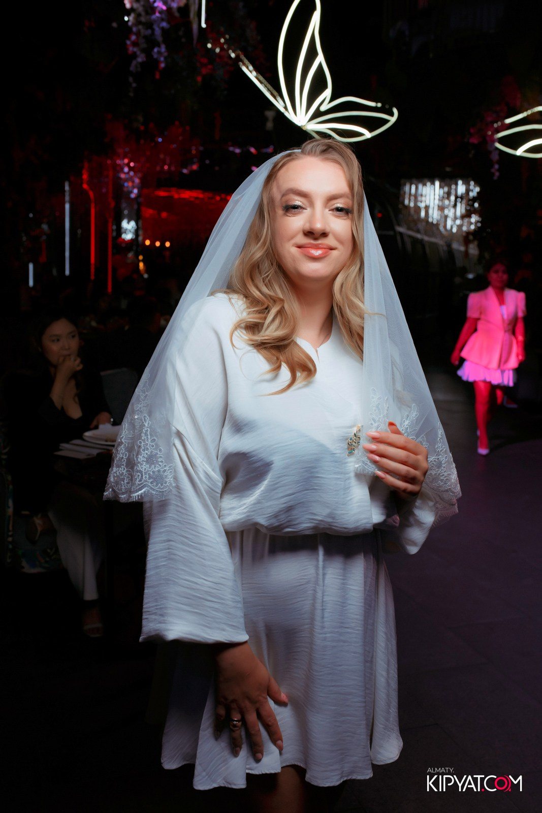 FRIENDS BAR & TERRACE. КИПЯТКОМ АЛМАТЫ!