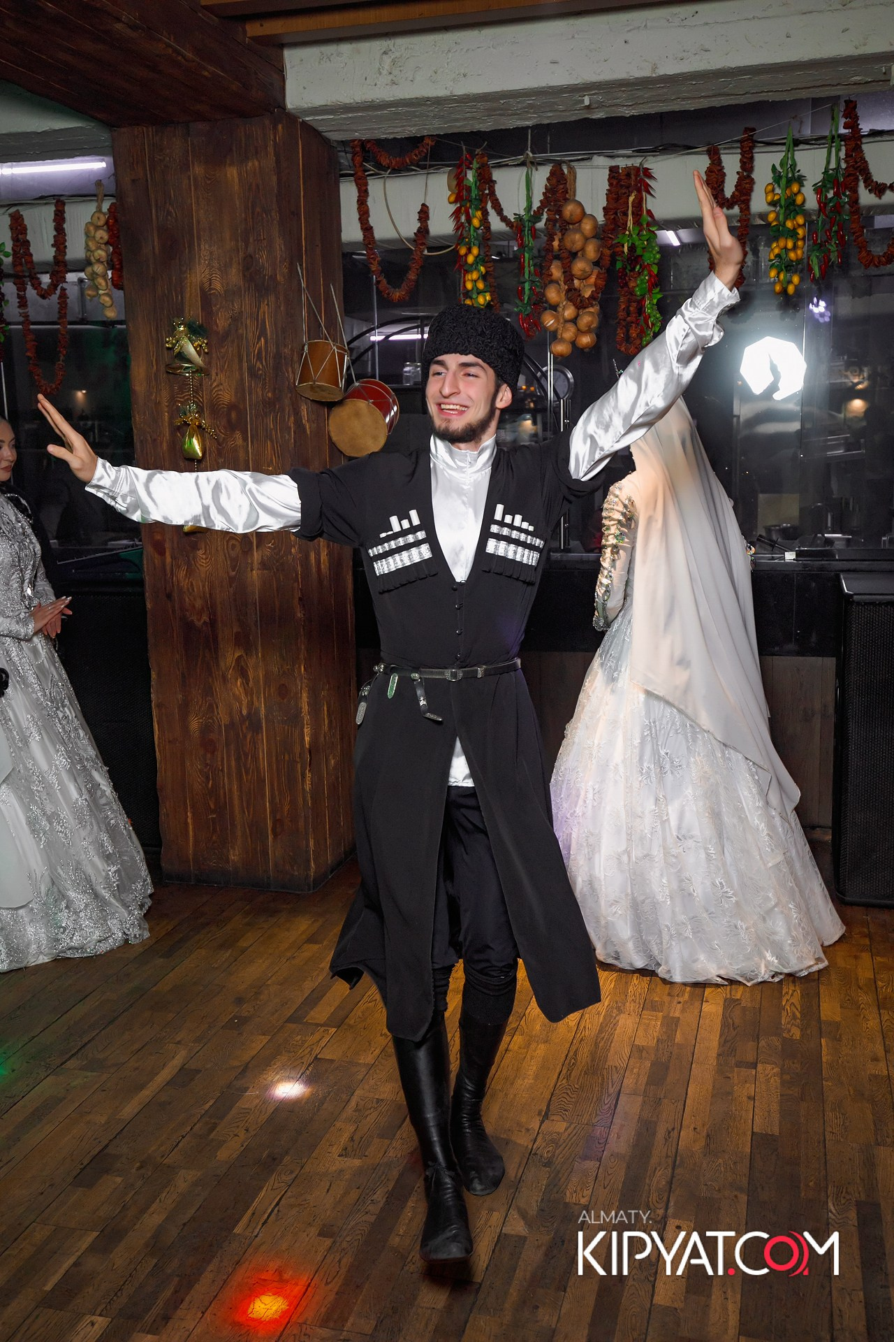 ВАХТАНГУРИ. КИПЯТКОМ АЛМАТЫ!