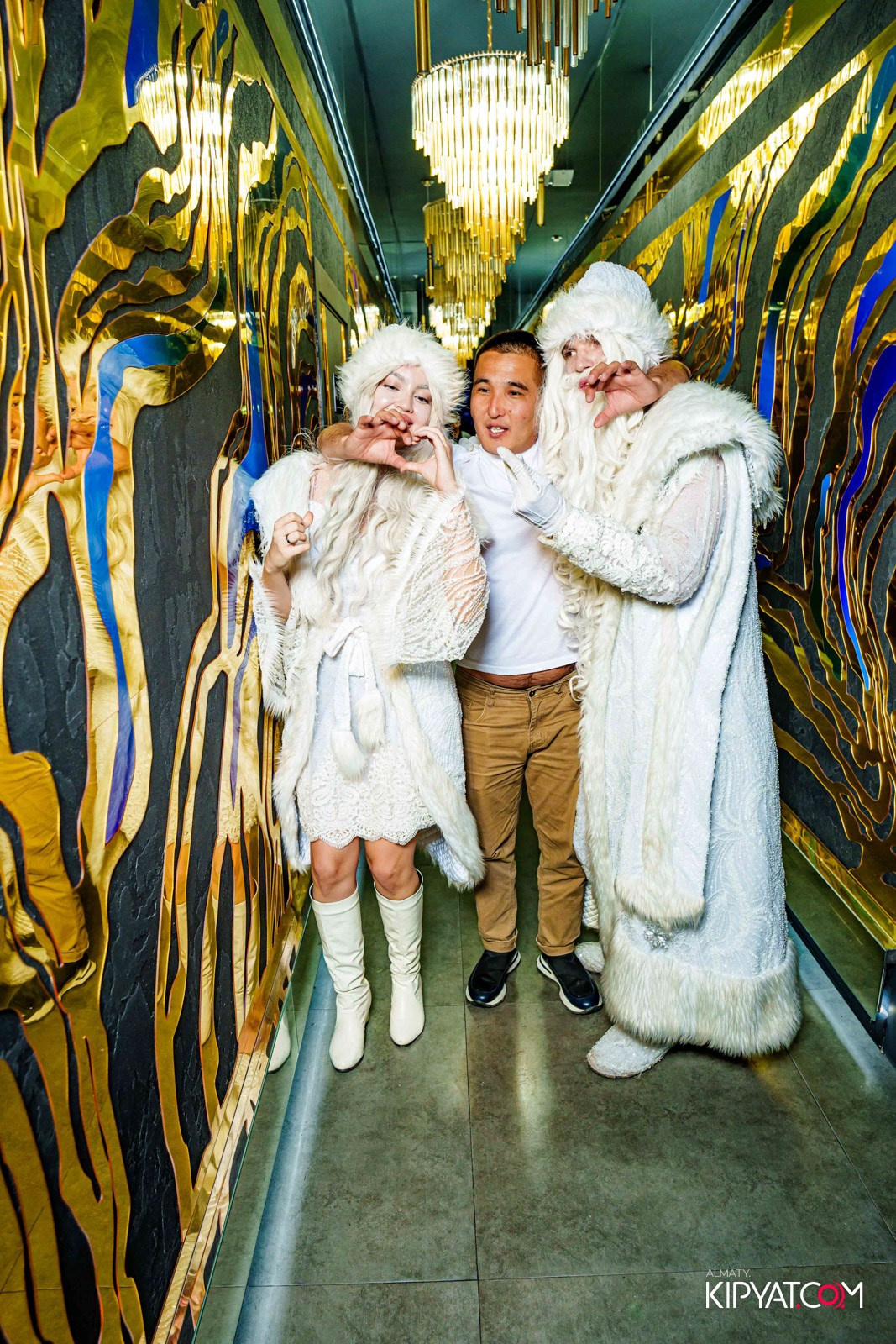 MOOD KARAOKE &TERRACE. КИПЯТКОМ АЛМАТЫ!