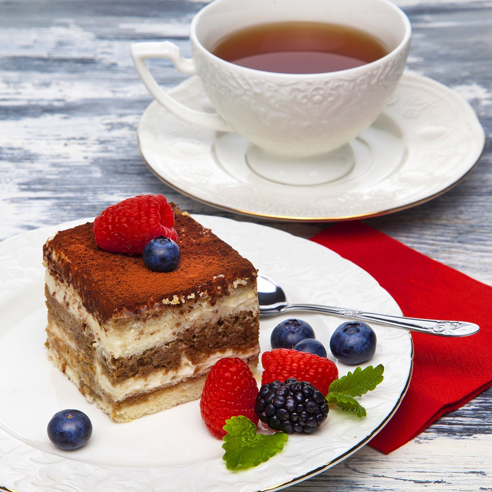 Рекламная съемка. Тортики. Фотограф Мария Кольцова