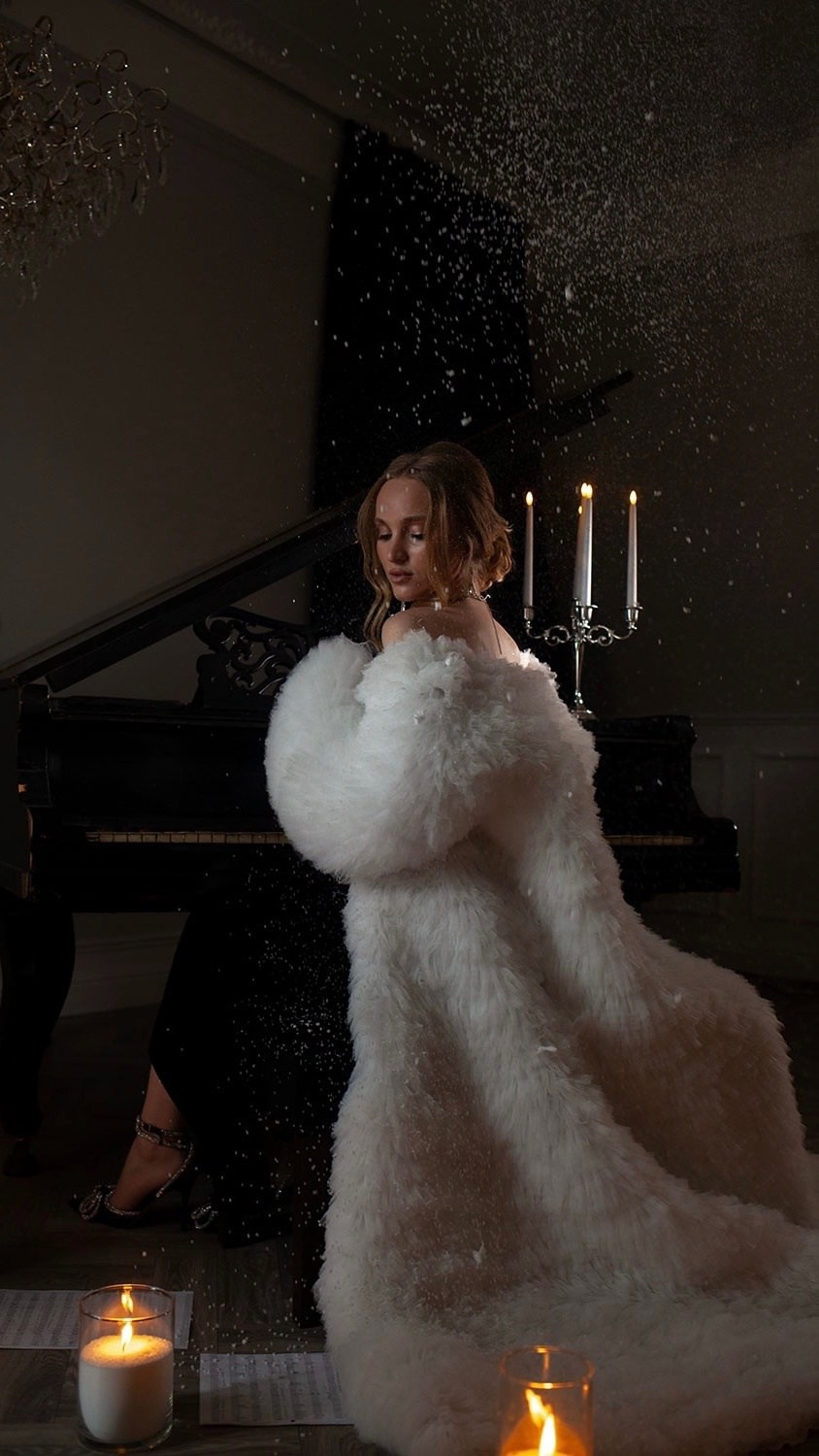 Новогодние фотостудии Екатеринбурга 2025. Фотограф в Екатеринбурге Артём Зайнетдинов