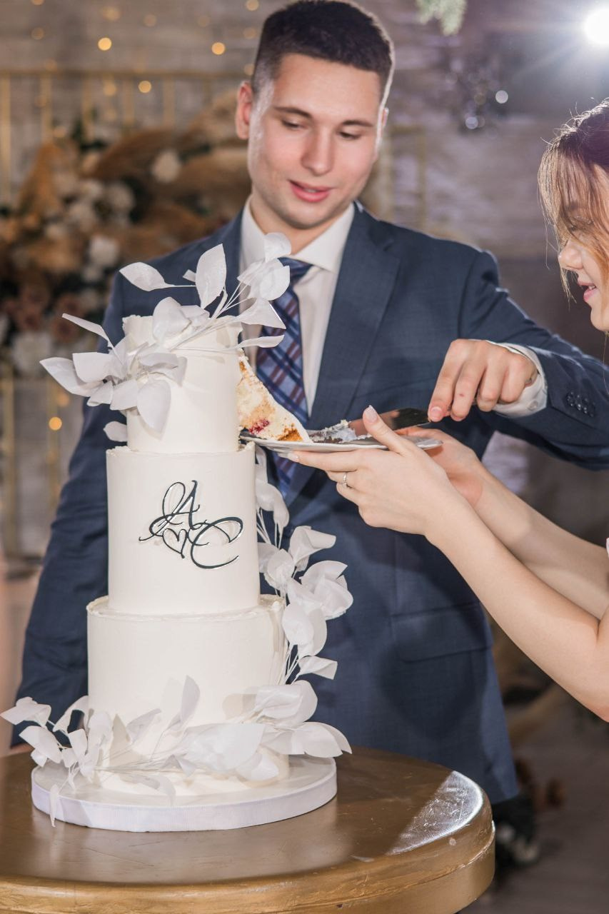 Торт Хмельницкая. Подрядчики и друзья сети свадебных площадок House for wedding