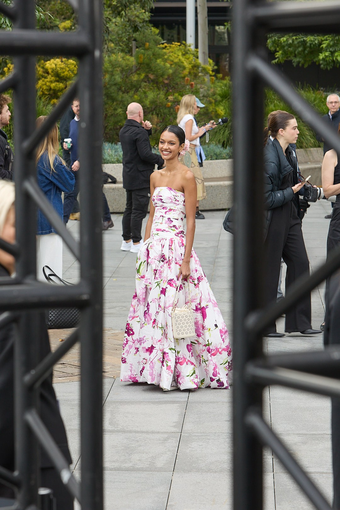 Australian Fashion Week 2025 Street Style Sydney Barangaroo Pier Pavilion | Maria Poleshchuk Fashion Photographer. Maria Poleshchuk, commercial photographer in Sydney