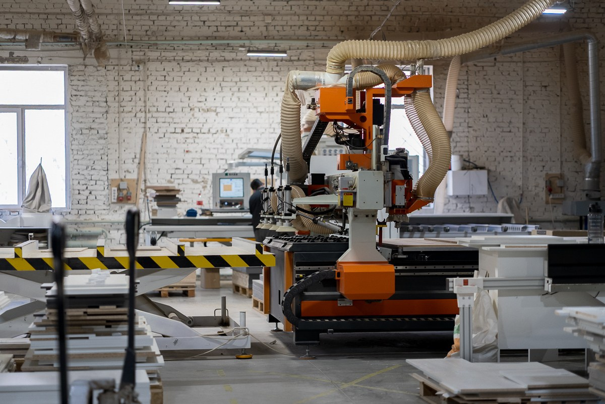 О Компании мебельная фабрика ВУД ТВОРЕЦ, студия мебели ТВОРЕЦ. ВУД ТВОРЕЦ мебельная фабрика|ТВОРЕЦ студия мебели