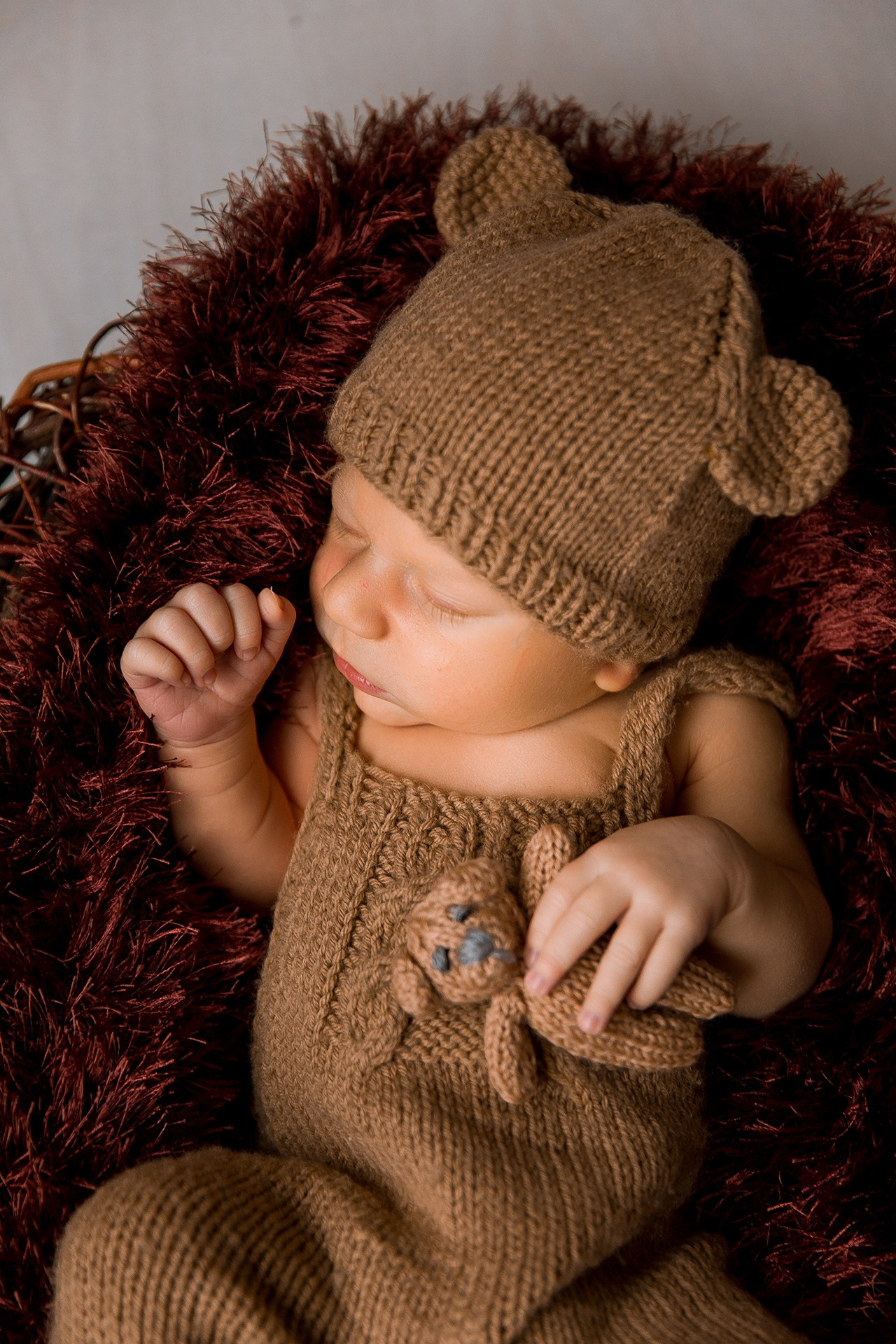 Гриша 11 дней. Katerina Schastlivaya