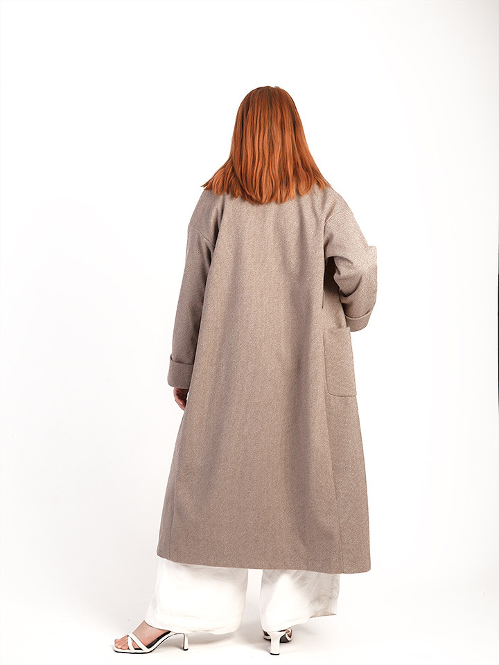 Пальто. Фотограф Екатеринбург. Фотосессии для маркеплейсов