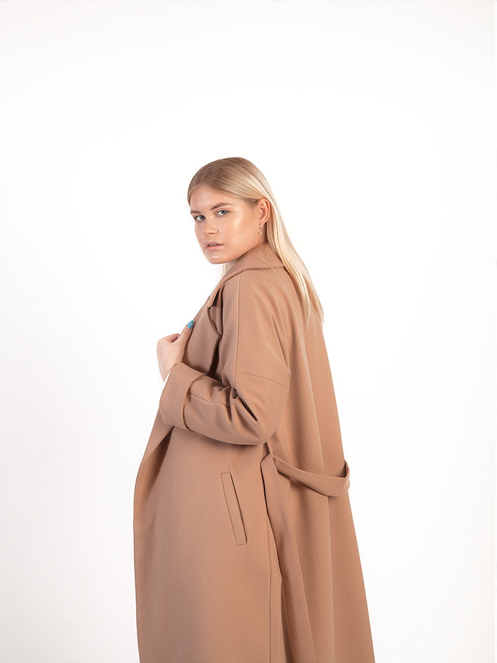 Пальто. Фотограф Екатеринбург. Фотосессии для маркеплейсов