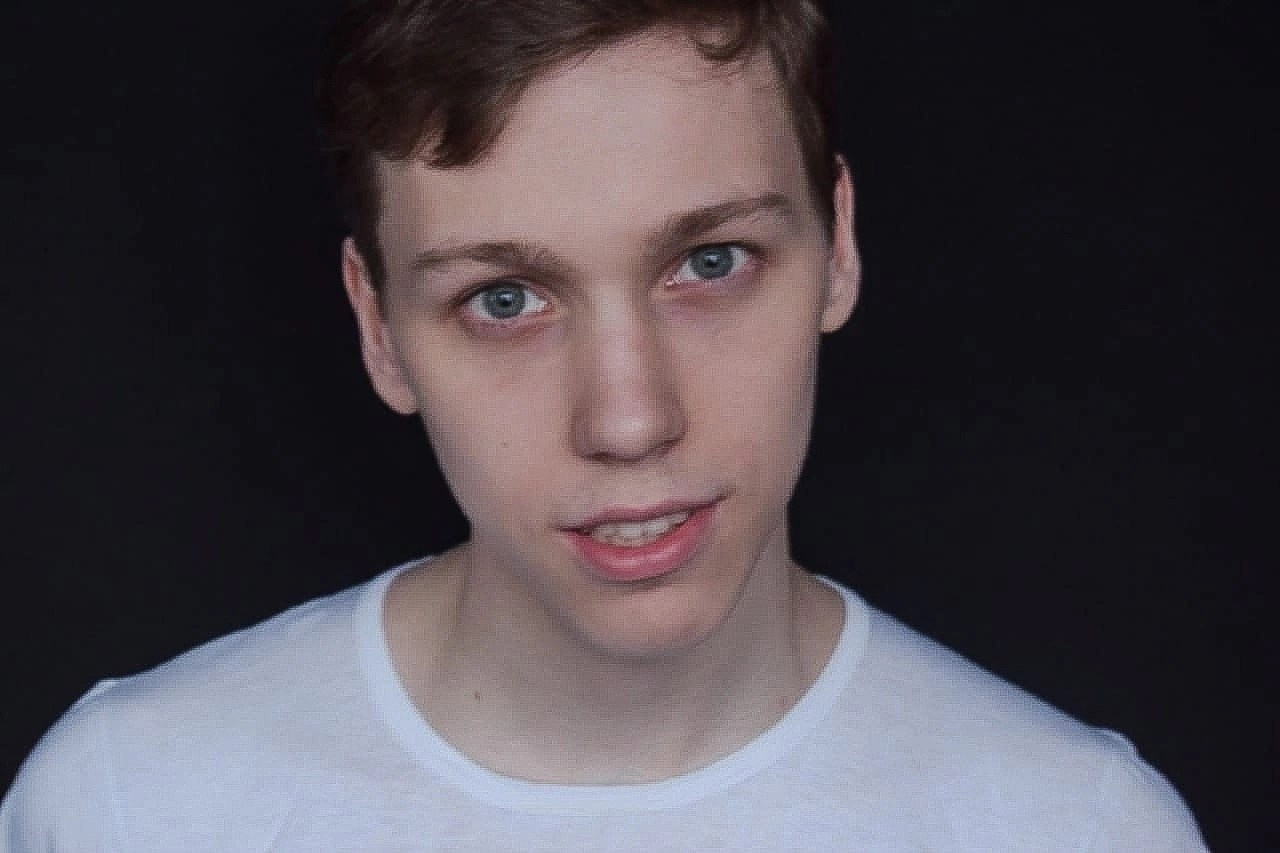 Илья Павлов 25 лет. Актёрское агентство