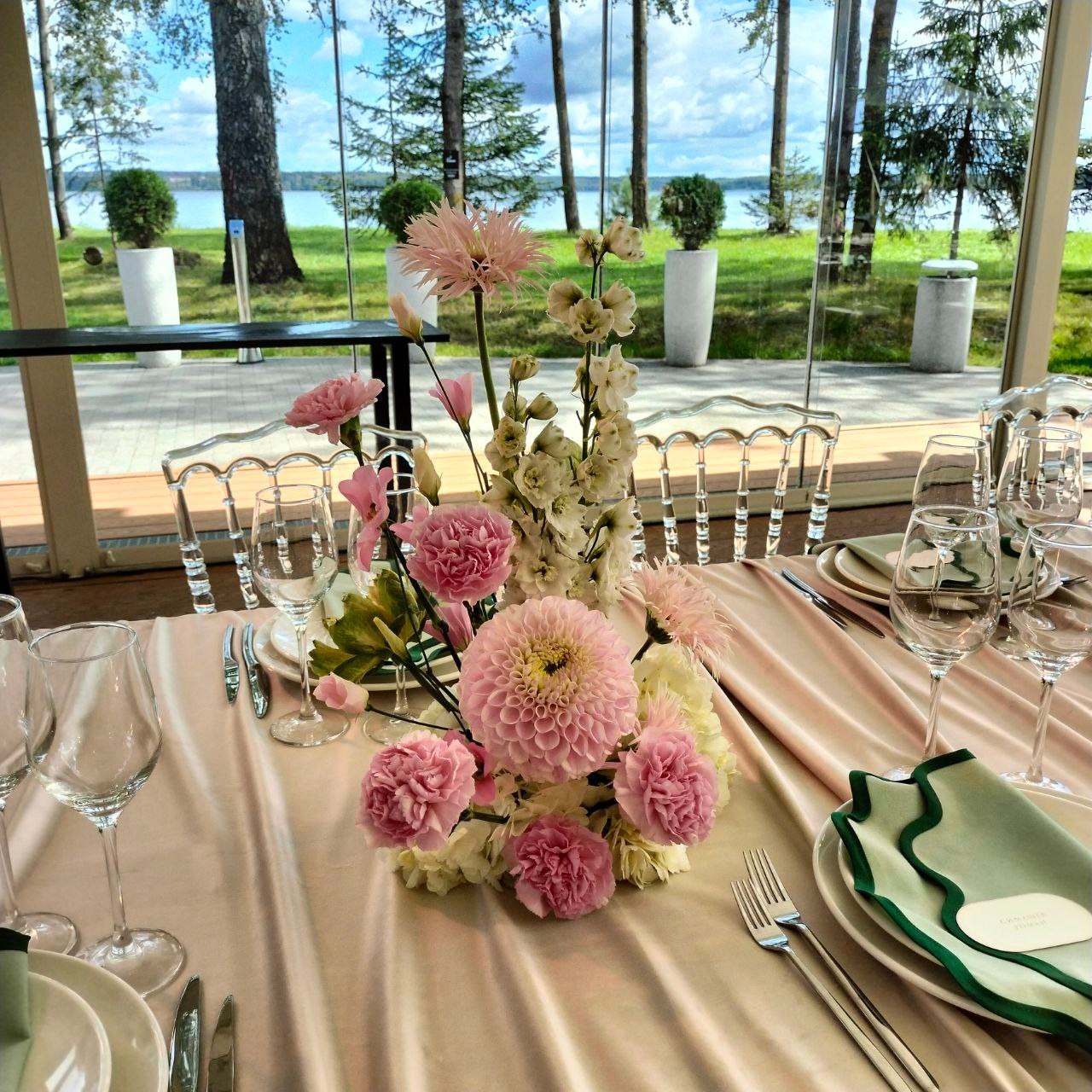 цветы на заказ. цветы. флорист дизайнер. клиентский сервис. головинский район. сао. флорист ховрино. флорист головинскийрайон. флорист клин. оформление цветами. цветочное оформление. оформление живыми цветами. современная флористика. камерная свадьба. большая свадьба. флорист на свадьбу москва. декоратор на свадьбу. концепция свадьбы. ручная работа. маленькая свадьба. бюджетная свадьба. дорогая свадьба. работа на заказ. живые цветы. украшение живыми цветами