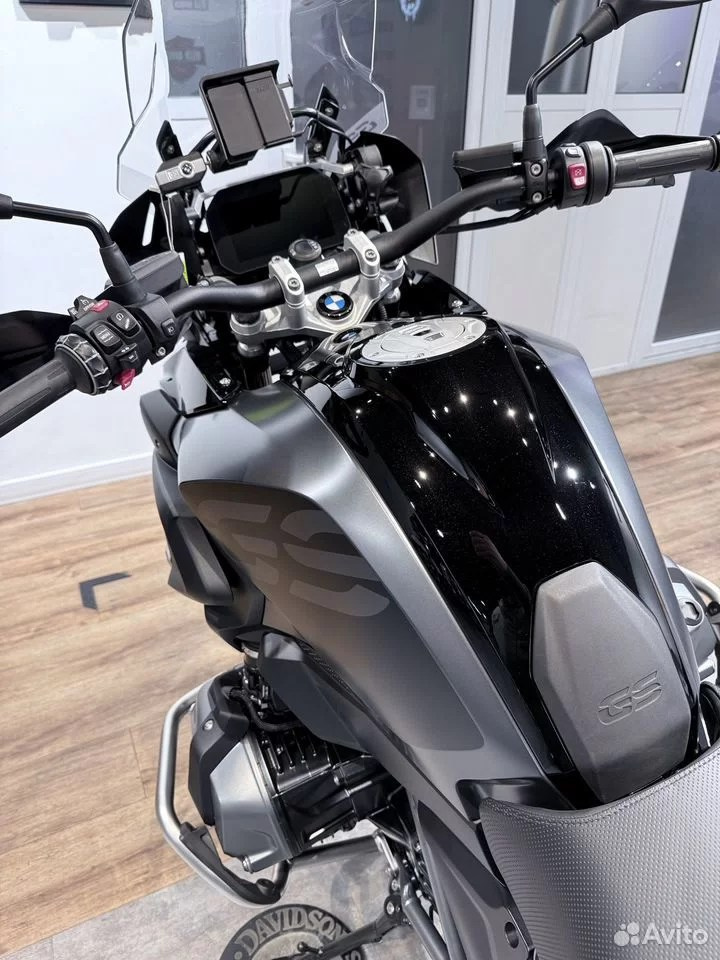 Купить 2022 BMW R1250GS (Triple Black) — подробнее на сайте. Hello Davidson, Москва. Только хорошие мотоциклы…