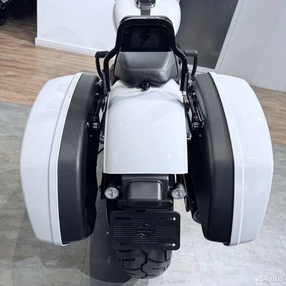 2021 Sport Glide АВS Сlub-Stylе Black&Whitе. Hello Davidson, Москва. Только хорошие мотоциклы…