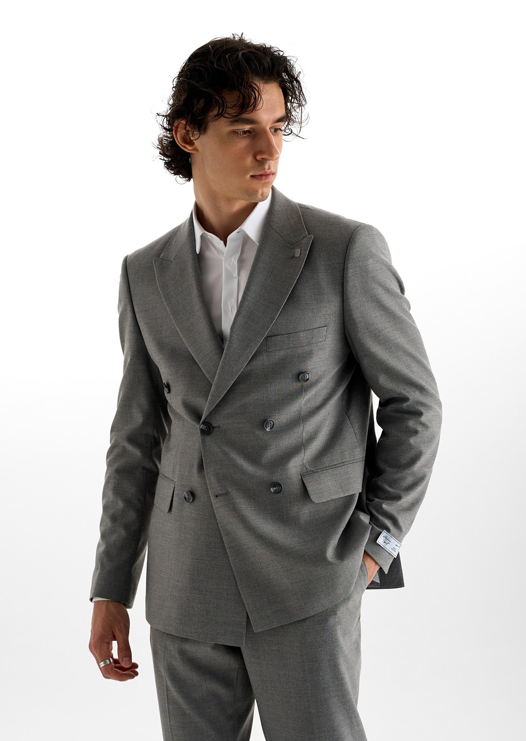 Михаил Евтух — фотограф для брендов и маркетплейсов в Минске