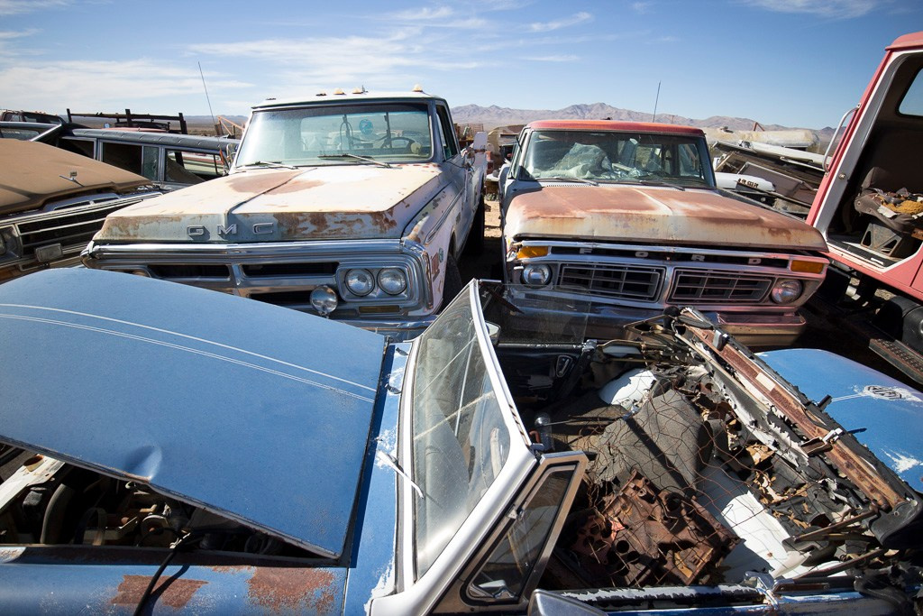 Ретро- авторазборка, США, 2013. Фотограф Василий Буланов