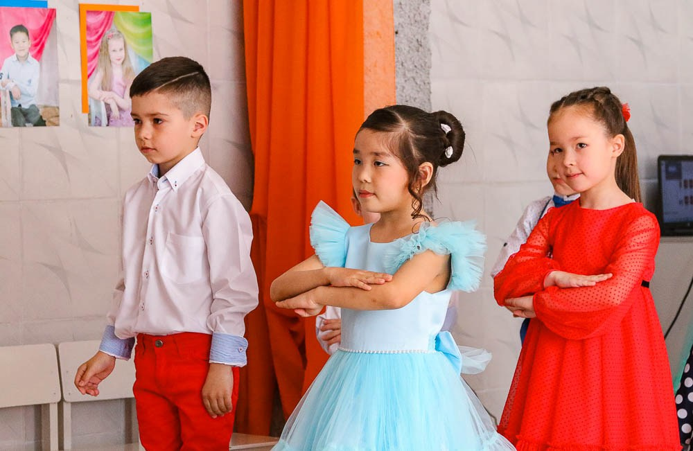 Выпускной в детском саду. Фотограф Григорьева Ольга. Портретная, семейная съёмка, Love Stori, видеосъёмка в городе Чита. Выпускные альбомы, фотокниги