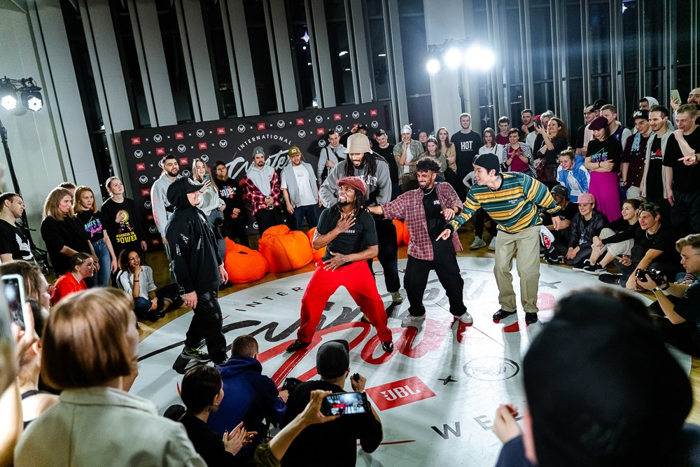 Dance Week JBL x PREDATORZ. Репортажный и свадебный фотограф в Москве