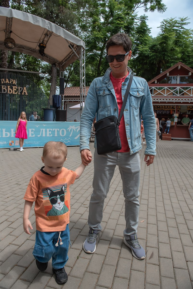 Парк Ривьера дефиле HAPPYkids. Семейный и коммерческий фотограф в Сочи Александр Бодунов