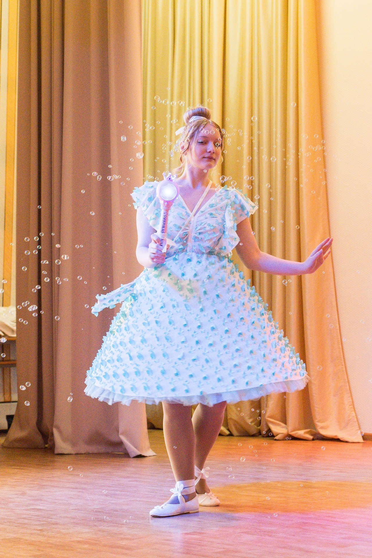 Царскосельский кутюрье. Репортажная съёмка в Санкт-Петербурге, Константин Петров