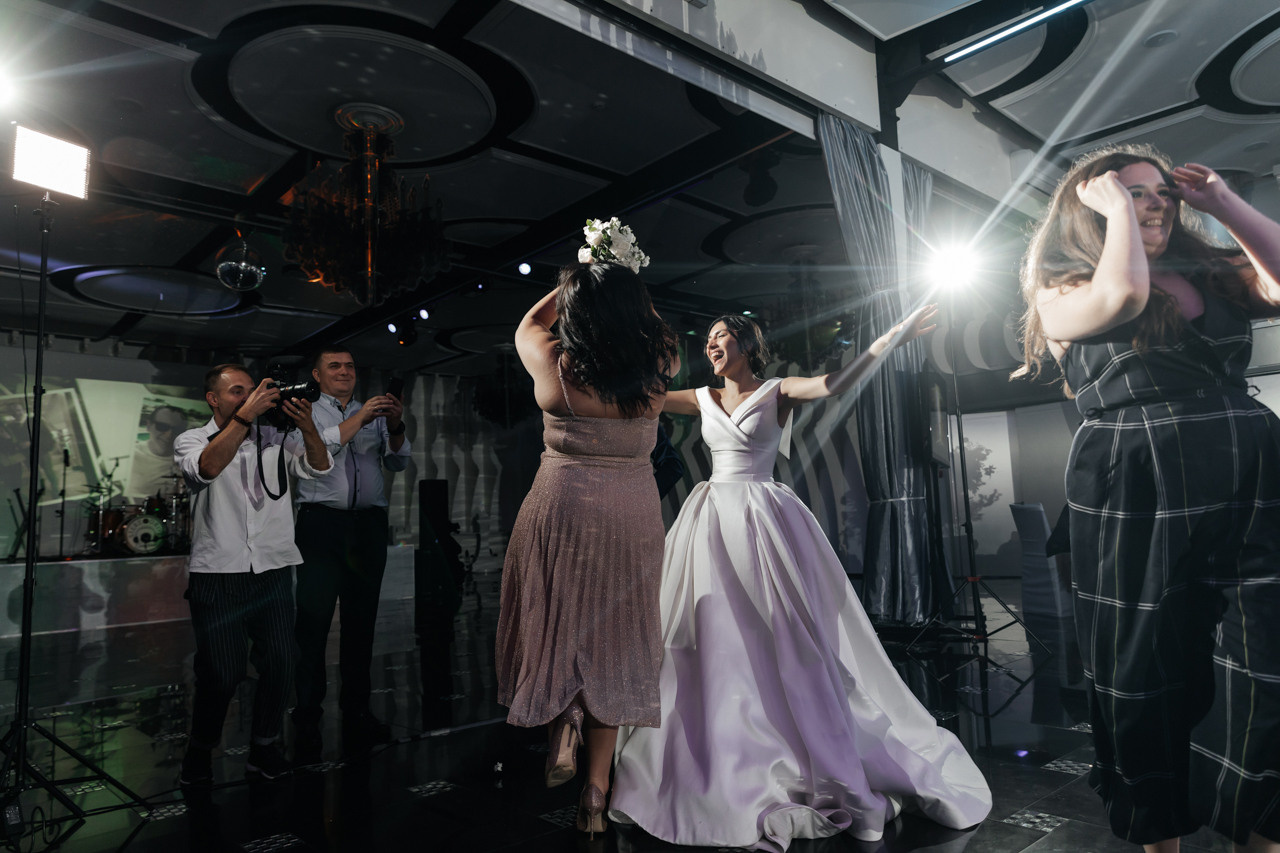 Про любовь в моне. Свадебный фотограф москва