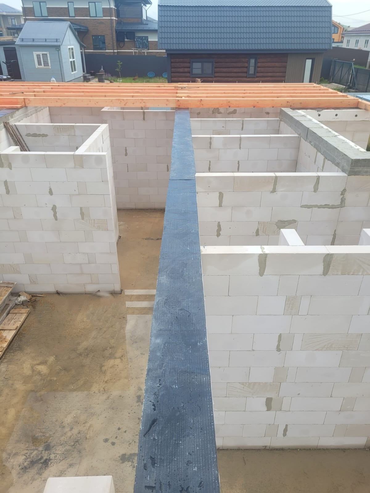 Строительство дома МД-004 в Райсеменовском | «Милый дом» — за 4 месяца, газобетон, мягкая кровля. Строительная компания «Милый дом» МД. Москва и Московская область