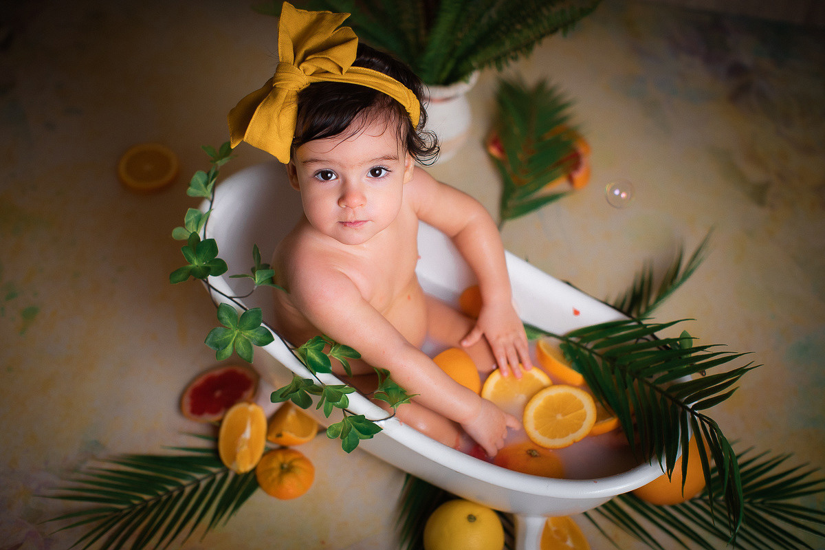 Молочные ванночки (доплата 1000 руб). Фотограф новорождённых и детей до года на КМВ
