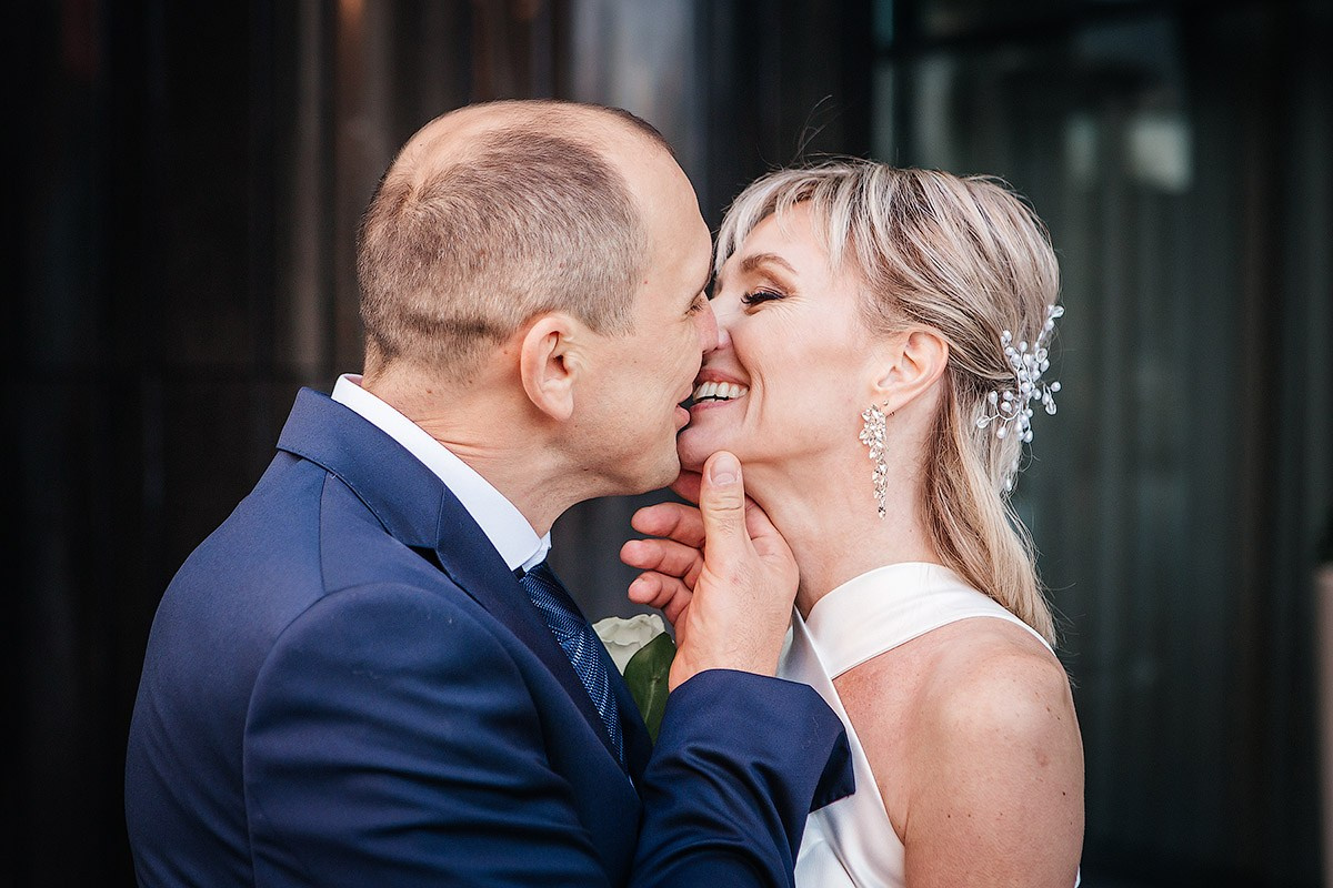 Регистрация и прогулка в Сити. Фотограф Анна Анисимова. Свадьбы, портреты, творческий репортаж