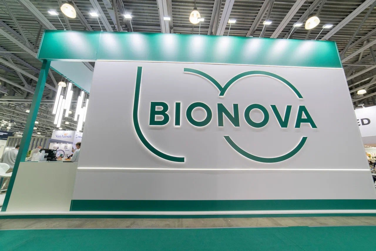 Выставочные стенды. Профессиональный портретный фотограф в Москве Владимир Глаголев