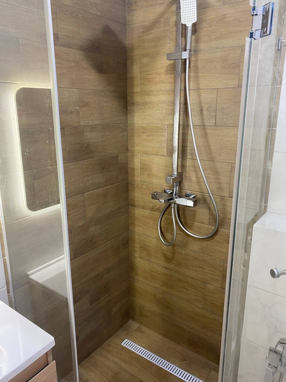 Ванная комната (ул. Краснококшайская д. 84а). Ремонт санузла, туалета, ванной под ключ в Казани. Укладка плитки