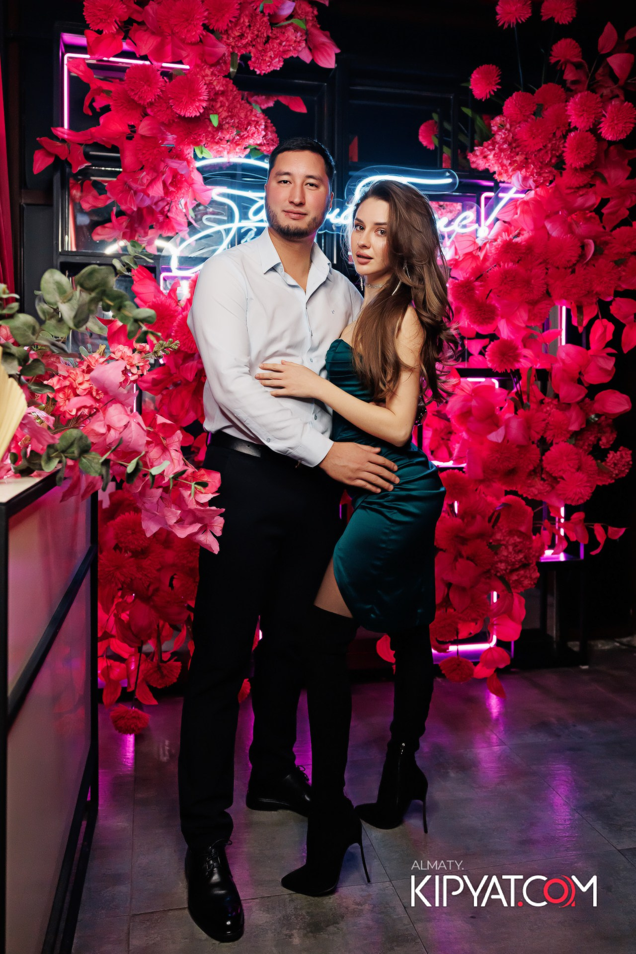 ЗАЯ, НА БИС. КИПЯТКОМ АЛМАТЫ!