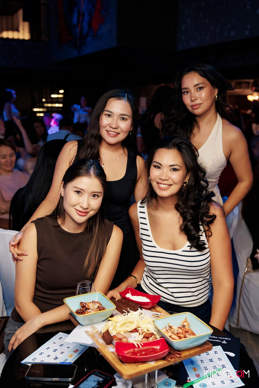 МУЗЫКАЛЬНОЕ ЛОТО В HIT RETRO. КИПЯТКОМ АЛМАТЫ!