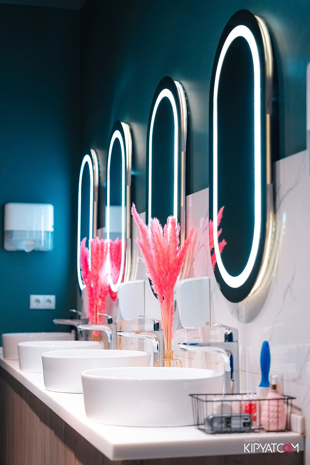 VICE CITY. КИПЯТКОМ АЛМАТЫ! Фотосъемка мероприятий в Алматы