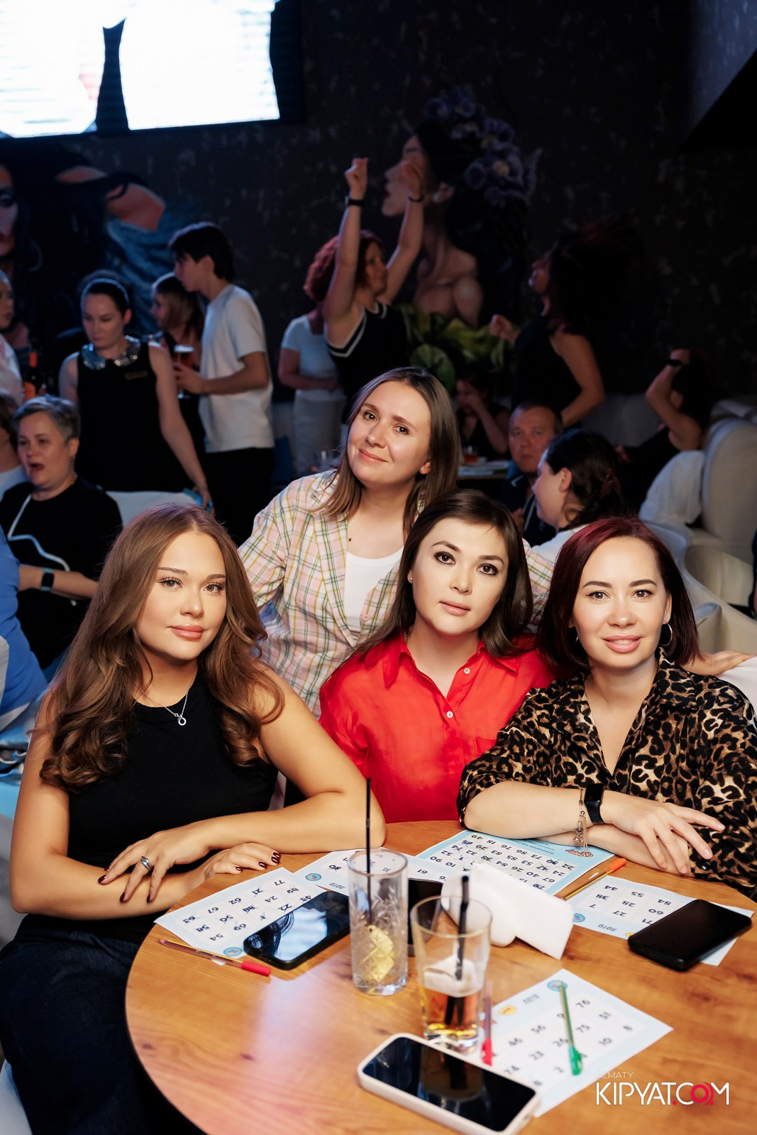 МУЗЫКАЛЬНОЕ ЛОТО В HIT RETRO. КИПЯТКОМ АЛМАТЫ!