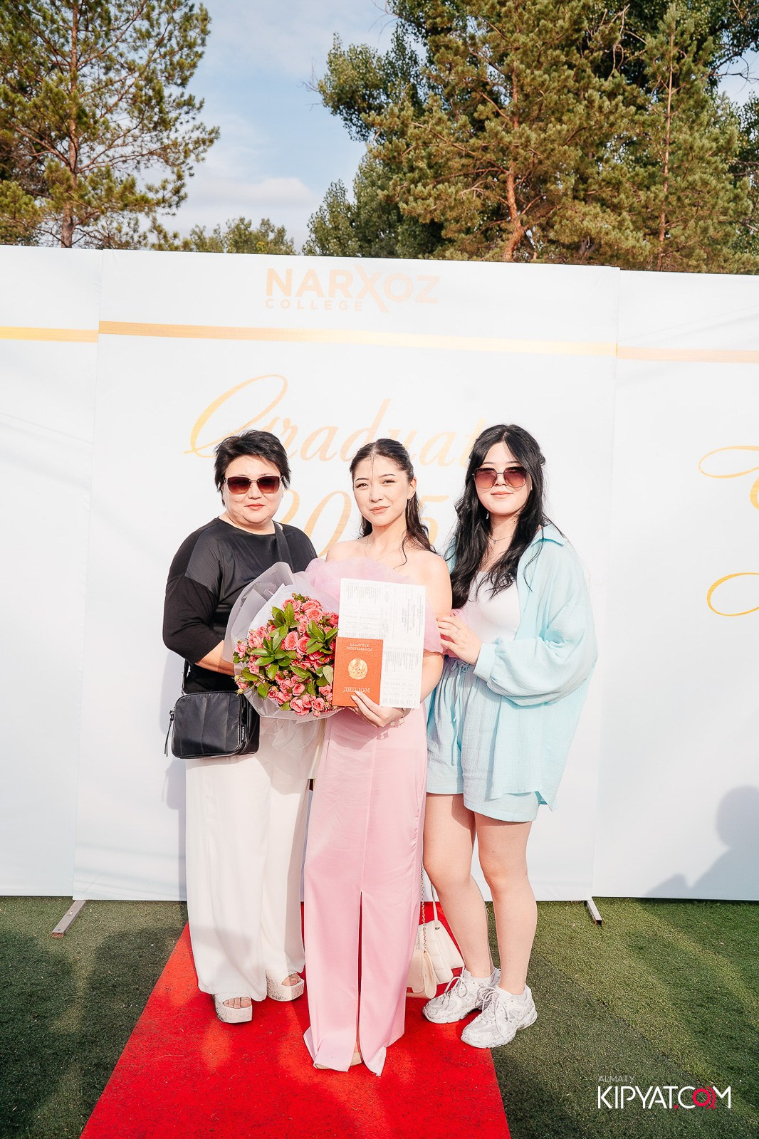 ВРУЧЕНИЕ ДИПЛОМОВ — НАРХОЗ КОЛЛЕДЖ. Part 1. КИПЯТКОМ АЛМАТЫ!