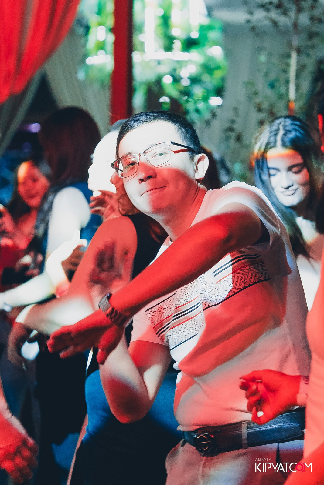 EVENT BAR. КИПЯТКОМ АЛМАТЫ!