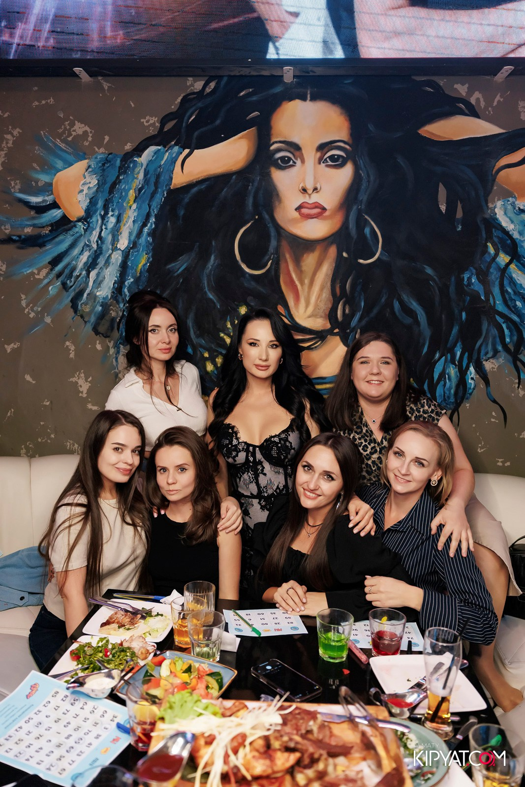 МУЗЫКАЛЬНОЕ ЛОТО В HIT RETRO. КИПЯТКОМ АЛМАТЫ!