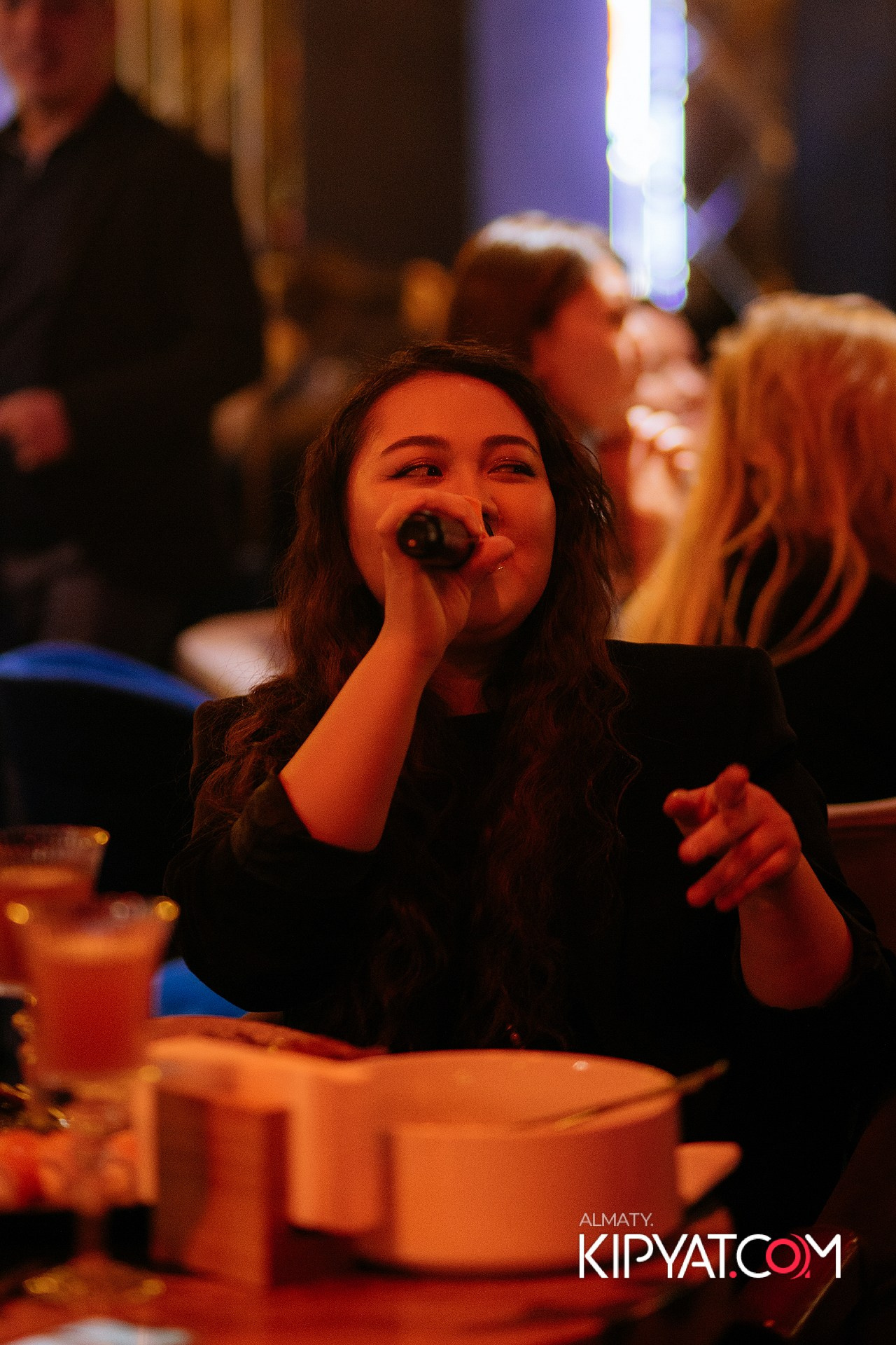MOOD KARAOKE & TERRACE. КИПЯТКОМ АЛМАТЫ!
