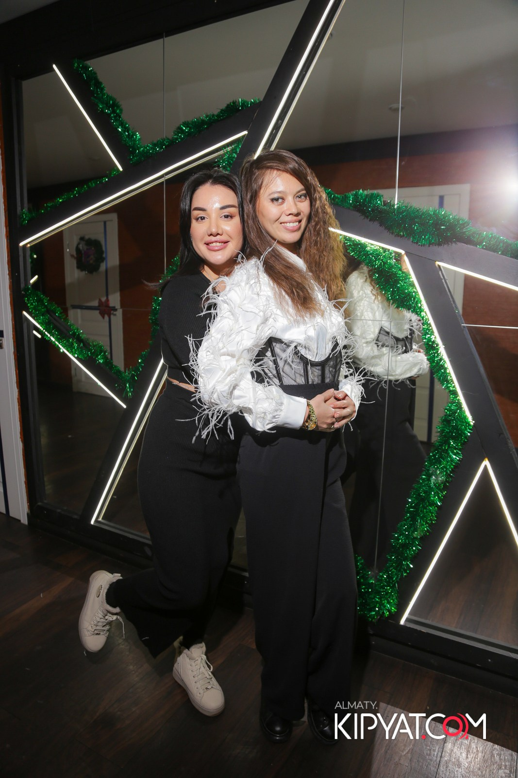 УХО И МЕДВЕДЬ НА САИНА. КИПЯТКОМ АЛМАТЫ!