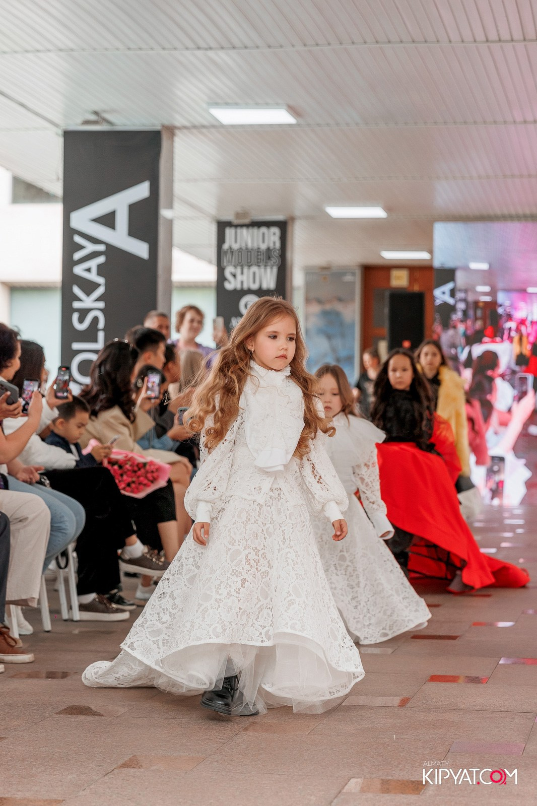 JUNIOR FASHION SHOW. КИПЯТКОМ АЛМАТЫ!