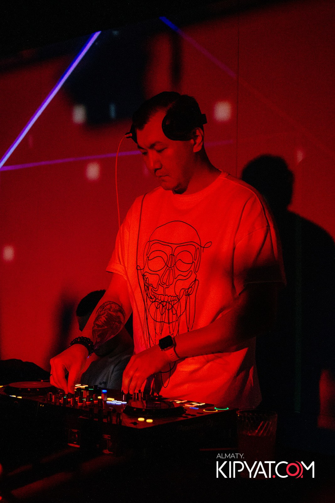 EVENT BAR. КИПЯТКОМ АЛМАТЫ!