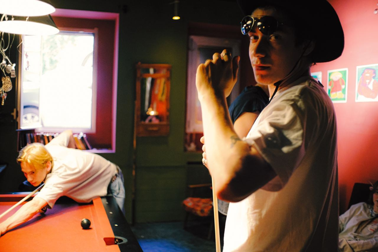 Выставка Саши Горбань/Klubique. Софа Катастрофа, Одичание. фотохудожница, креативный продюсер, автор. Nude, eros, портретный фотограф